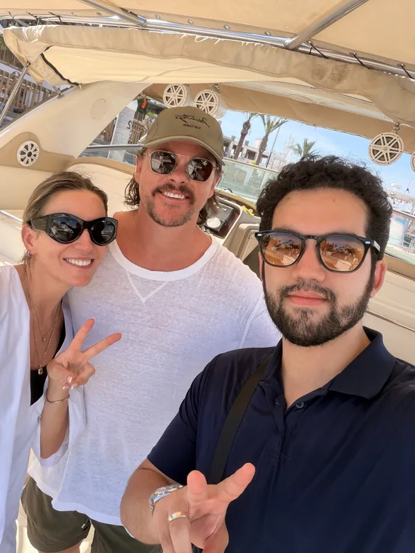Guests from Australia with Alex, our partner, on the Sea Ray 36 before leaving the dock