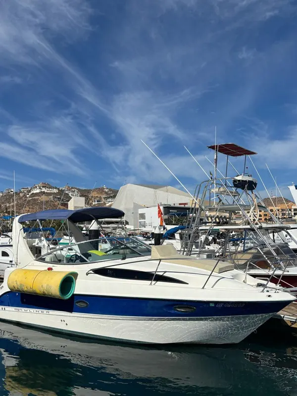 Bayliner 30 private yacht in Cabo San Lucas