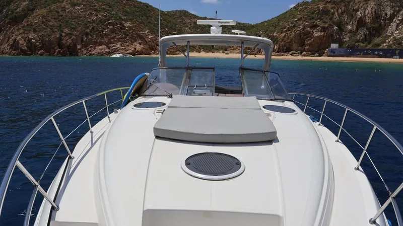 Bow sunpad for four on the Regal 45