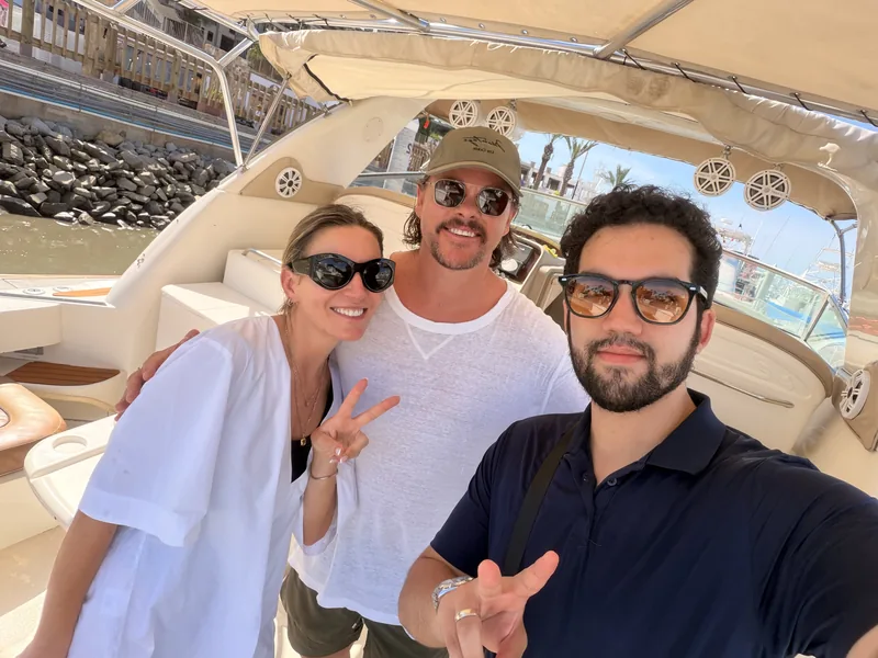 Guests from Australia with Alex, our partner, on the Sea Ray 36 before leaving the dock