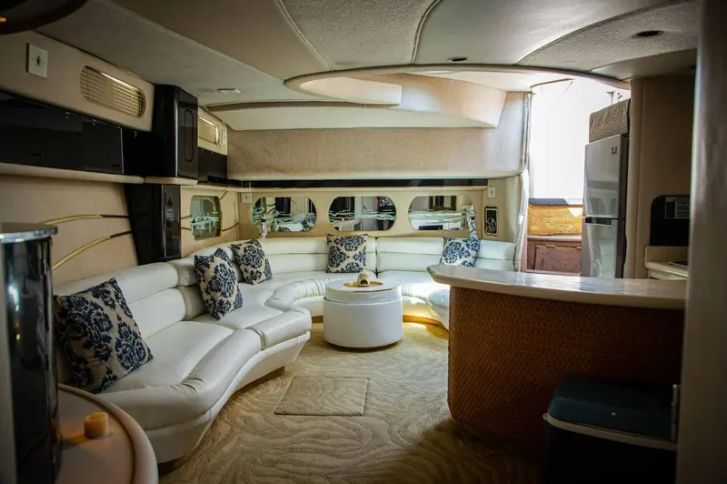 Empresas e grupos a bordo do Sea Ray 65